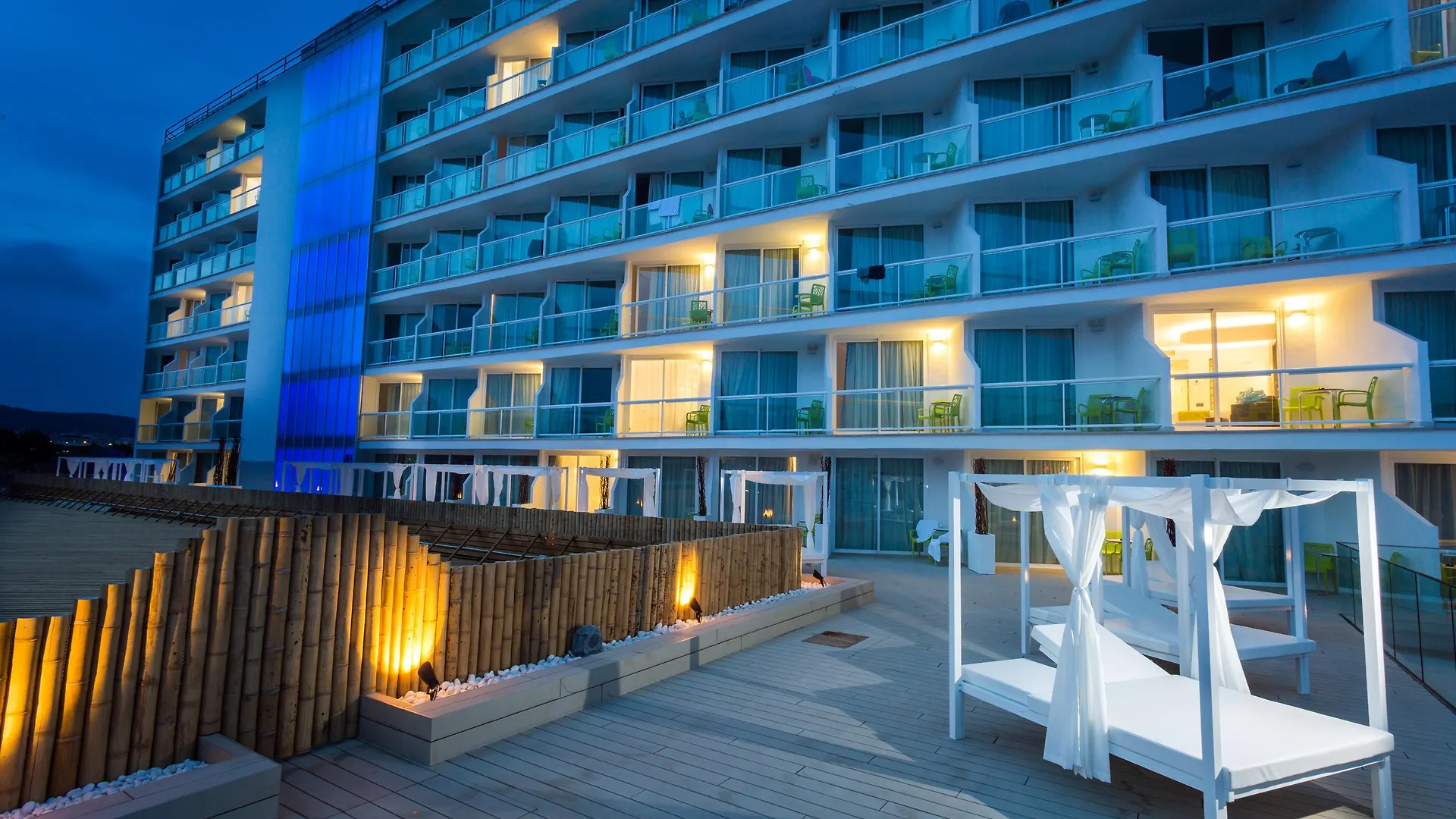 Hotel The Ibiza Twiins - 4* Sup Playa d'en Bossa
