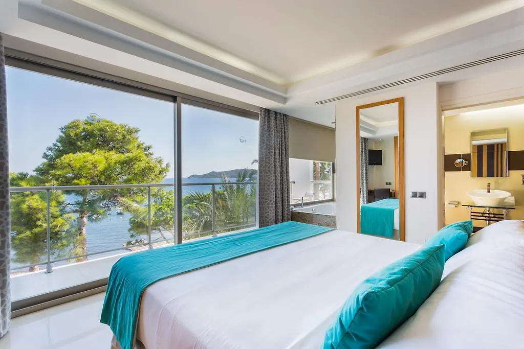 The Ibiza Twiins - 4* Sup Hotel Playa d'en Bossa 4*,